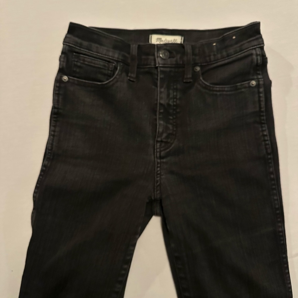Madewell Women’s Dark Slim Jeans